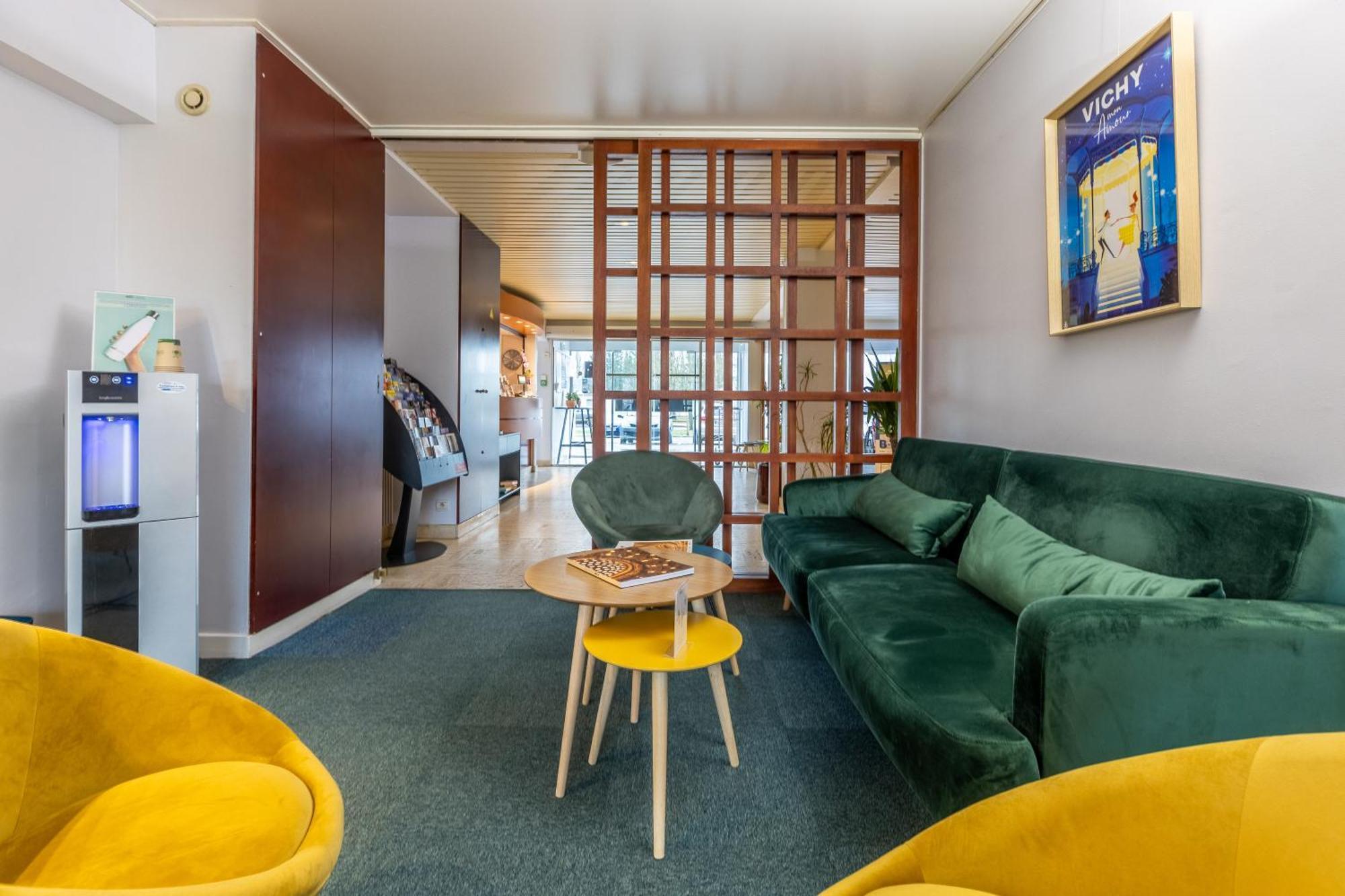 Brit Hotel Le Parc Vichy เบลเลอริฟ-ซูร์-อัลลิเยร์ ภายนอก รูปภาพ