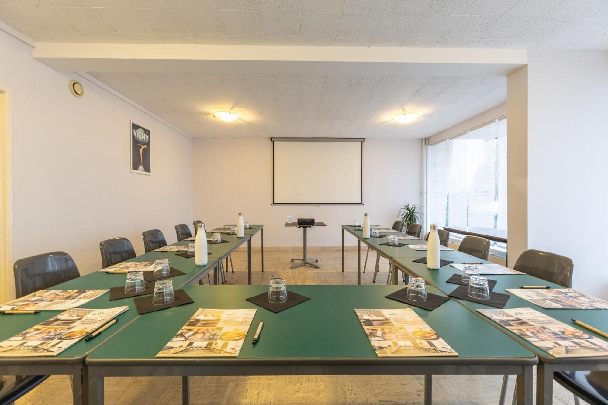 Brit Hotel Le Parc Vichy เบลเลอริฟ-ซูร์-อัลลิเยร์ ภายนอก รูปภาพ