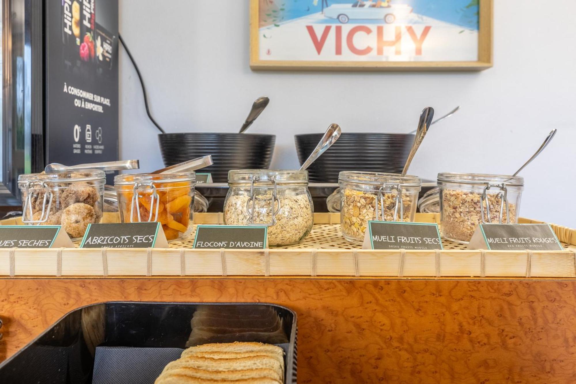 Brit Hotel Le Parc Vichy เบลเลอริฟ-ซูร์-อัลลิเยร์ ภายนอก รูปภาพ